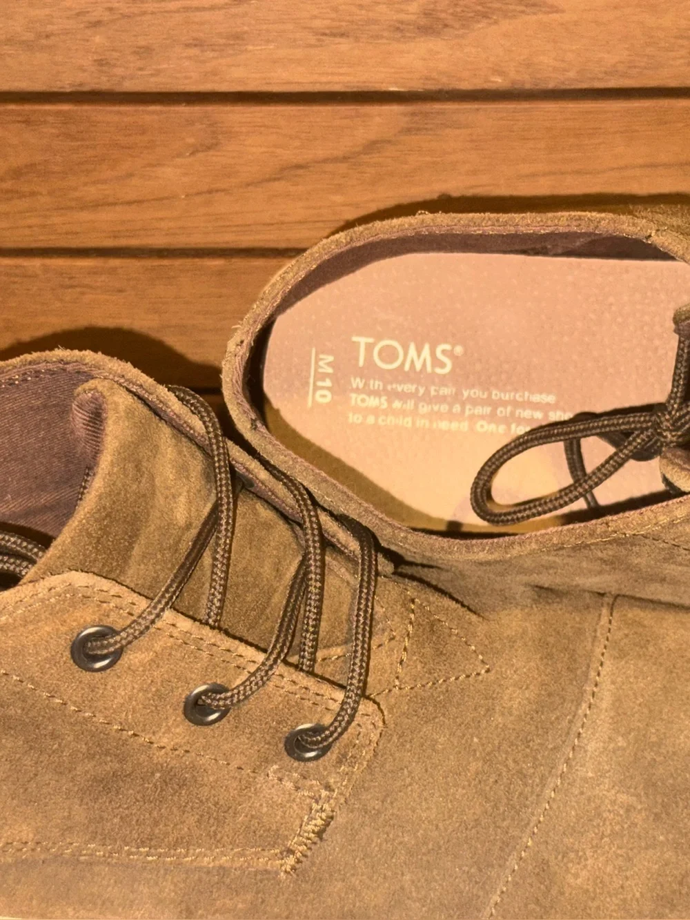 Toms Men's Suede Chukka Boots in Olive
